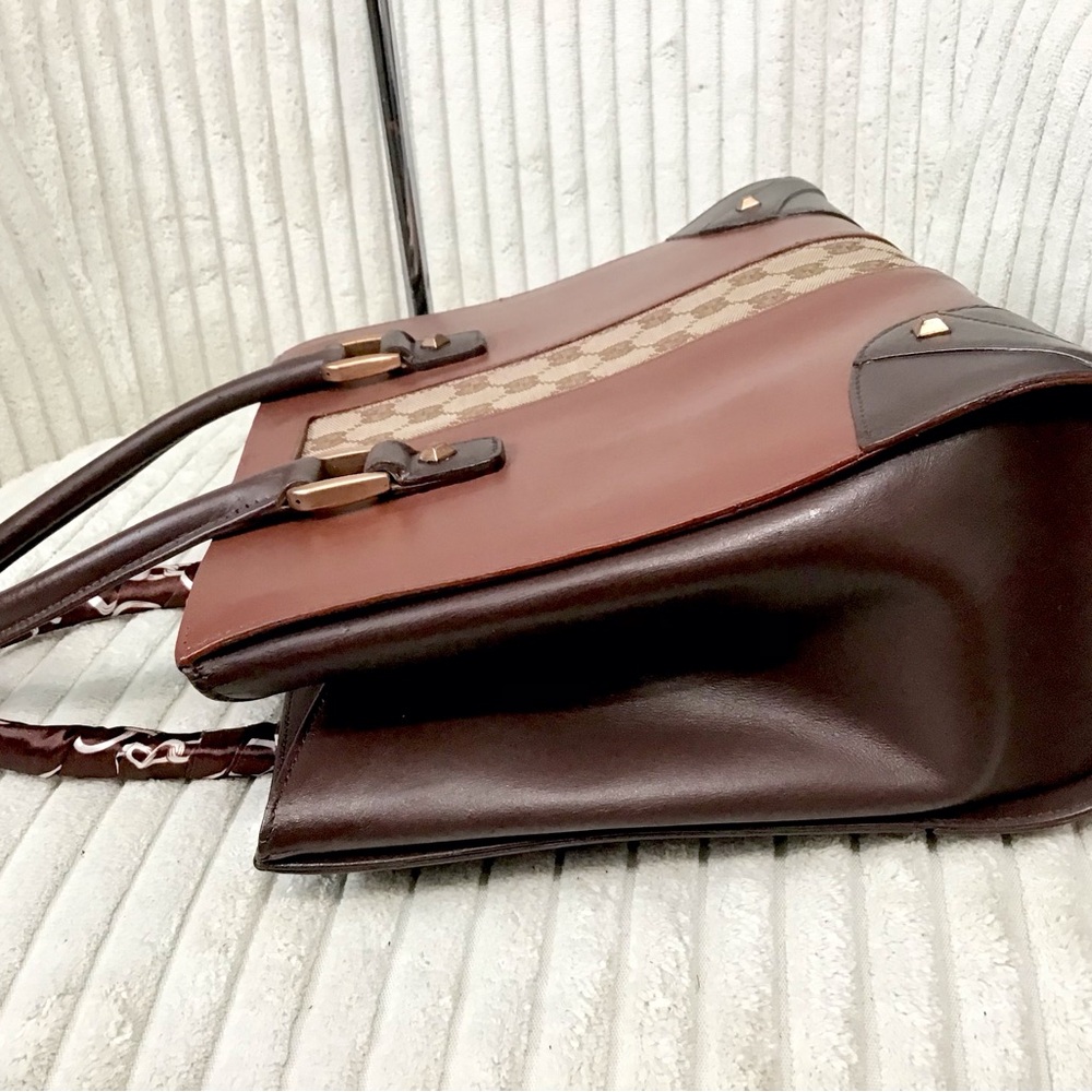 Gucci Bags - Picture 12 of 16